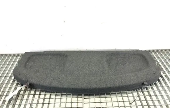 Parcel shelf