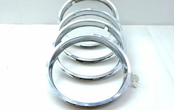 Volvo 240 R14 wheel hub/cap/trim 
