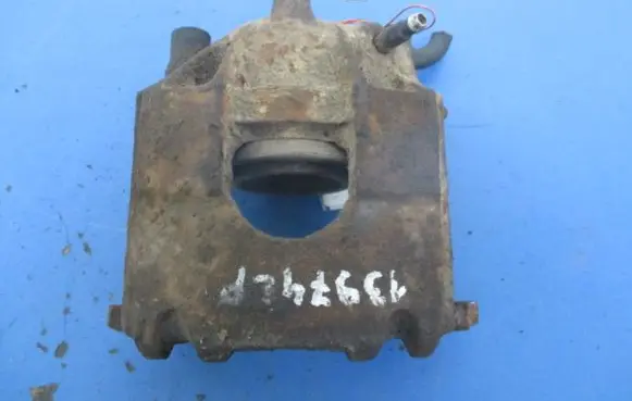 Volkswagen Golf II Front brake caliper