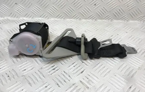 Nissan Qashqai+2 Third row seat belt 89844EY10A