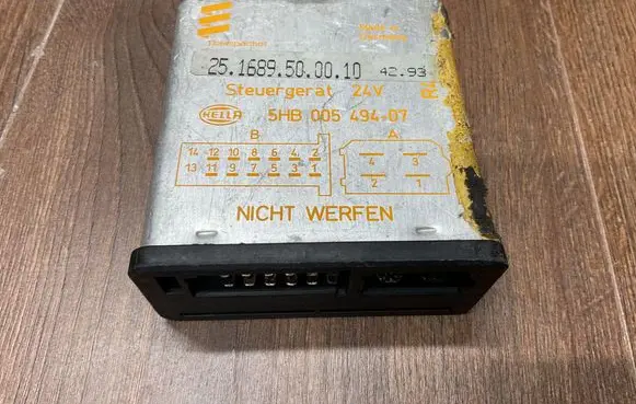 Mercedes-Benz Vario Auxiliary heating control unit/module 5HB00549407