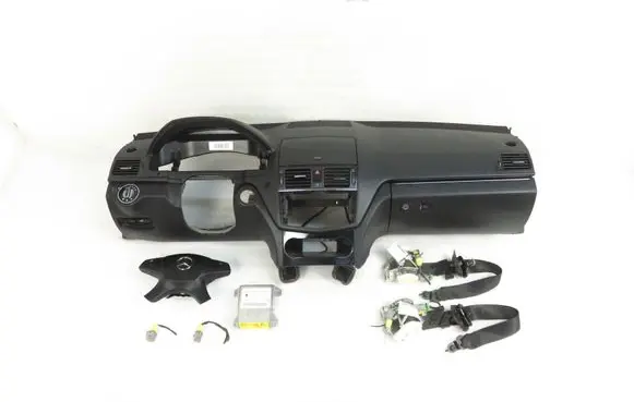 Mercedes-Benz C W204 Dashboard 