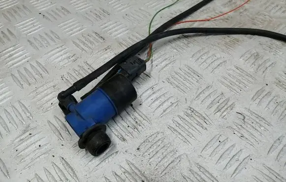 Peugeot 207 Windscreen/windshield washer pump 9641553880