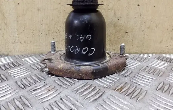 Toyota Corolla E120 E130 Front shock absorber mounting bracket 