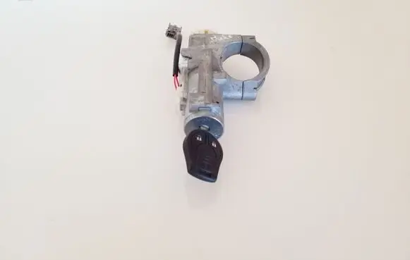 Nissan Juke I F15 Ignition lock 4221
