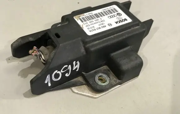 Audi A4 S4 B5 8D ESP acceleration yaw rate sensor 4B0907637A 0265005213