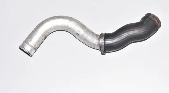 BMW 5 E39 Intercooler hose/pipe 2249669