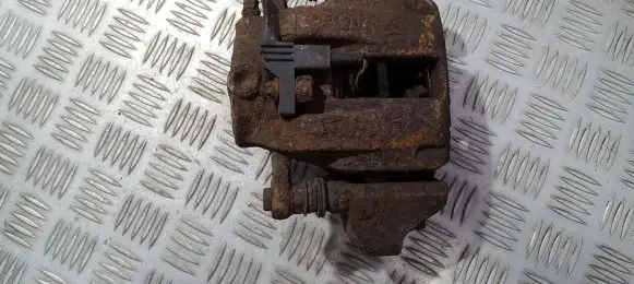 Mercedes-Benz A W169 Front brake caliper