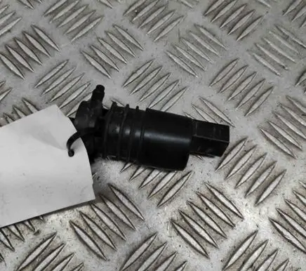 Porsche Cayenne (92A) Windscreen/windshield washer pump 1K6955651