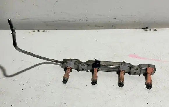 Toyota Yaris Fuel injectors set 