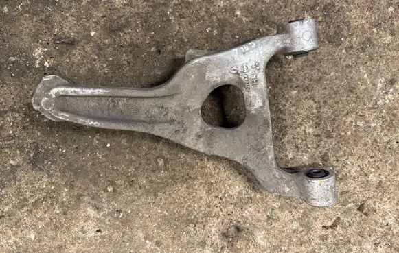 Nissan Ariya Other rear suspension part NLM
