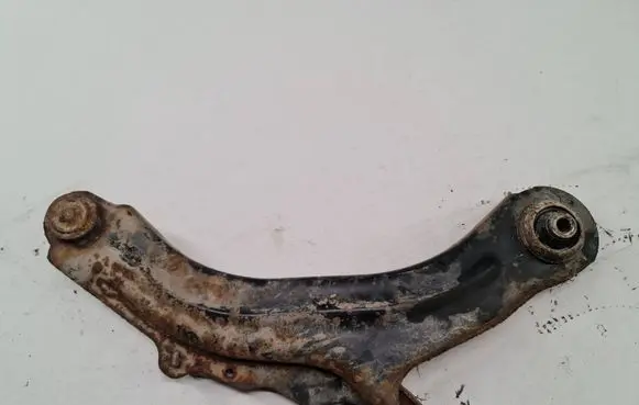 Renault Scenic II - Grand scenic II Front lower control arm/wishbone
