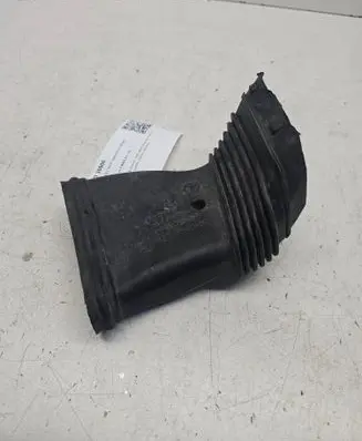 Ford Focus C-MAX Air intake hose/pipe 7M519E635BC