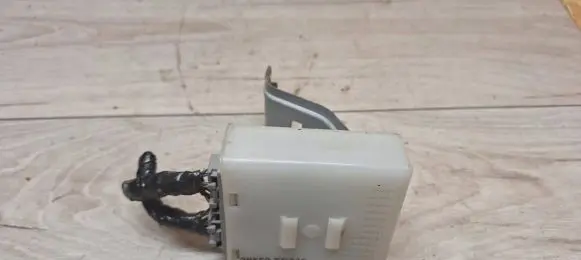 Nissan X-Trail T30 Bluetooth control unit module 28550EQ310 5201