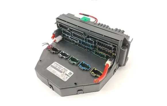 Mercedes-Benz C AMG W204 Fuse module A2049000600