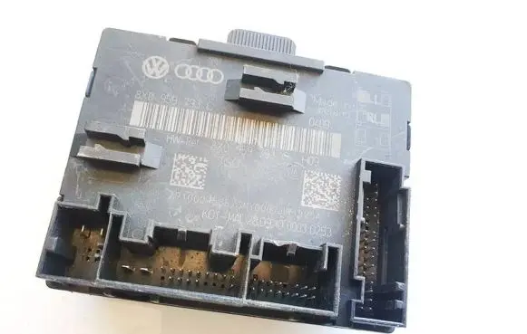 Skoda Superb B6 (3T) Door control unit/module 8x0959793c