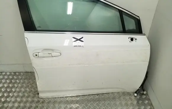 Toyota Avensis T270 Door (2 Door Coupe) 
