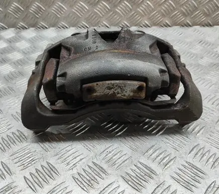 Volvo V70 Front brake caliper 8603754