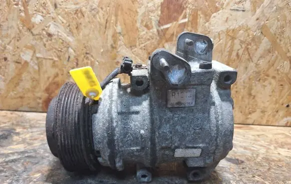 KIA Sorento Air conditioning (A/C) compressor (pump) 16250-23500