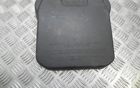 Roof trim bar molding cover