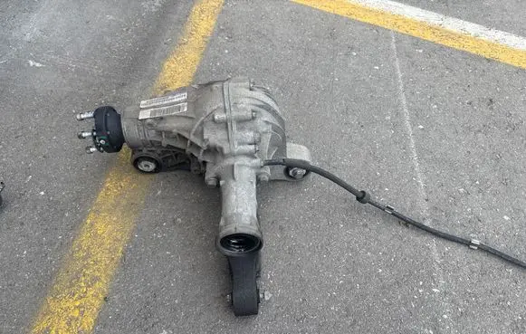 Mercedes-Benz GLE (W166 - C292) Front differential A1663300200