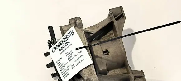 Peugeot 308 Engine mounting bracket 4A103720