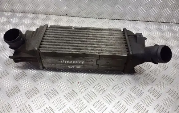 Citroen C5 Intercooler radiator 9645682880