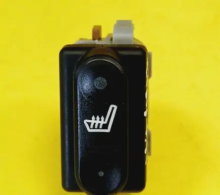 Nissan Qashqai+2 Seat heating switch 2808203