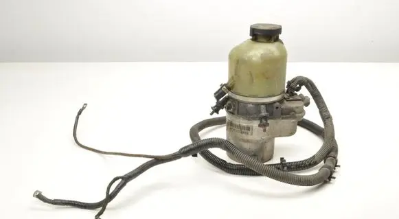 Opel Astra H Power steering pump