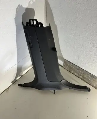 BMW iX (B) pillar trim (bottom) 117893A1