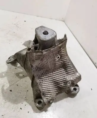 Audi A4 S4 B8 8K Engine mounting bracket 8k0199308
