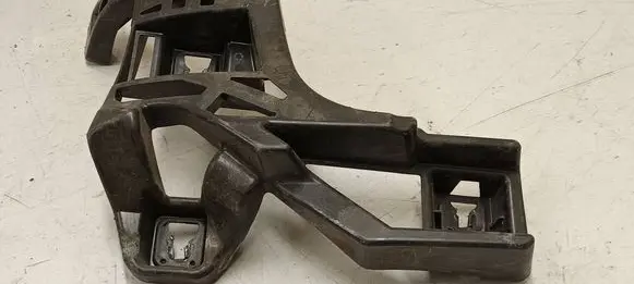 Mercedes-Benz GLS X166 Rear bumper mounting bracket A1668850265