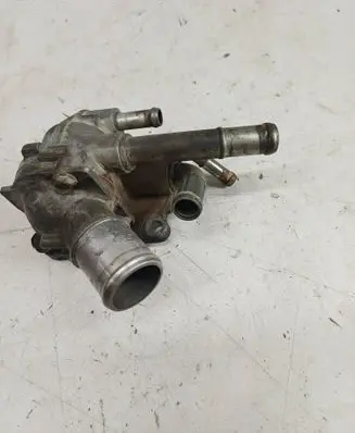 Mazda 5 Thermostat/thermostat housing 