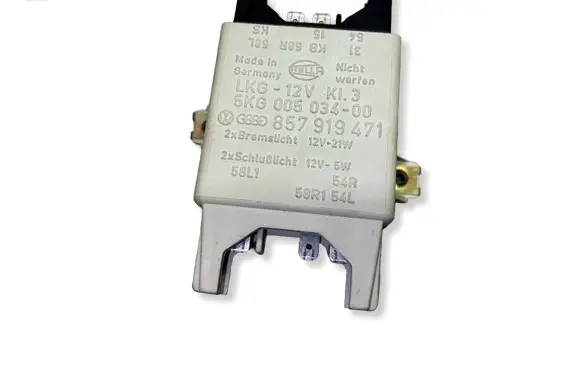 Audi 80 90 S2 B4 Other relay 857919471