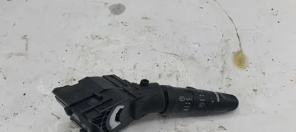 Nissan X-Trail T30 Wiper control stalk 255608H905