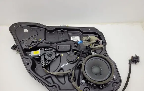 Volvo V60 Rear door window regulator with motor 30784312