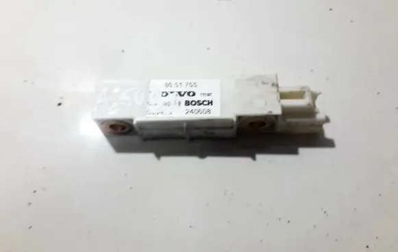Volvo XC90 Airbag deployment crash/impact sensor 8651755 009486