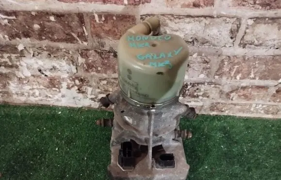 Ford Mondeo MK IV Power steering pump