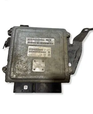 Chrysler Sebring (JS) Engine control unit/module 02300399 P68044009AC 10C3C4FB0ANE20347