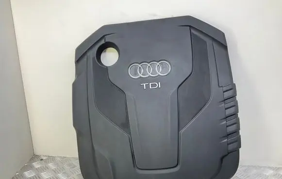 Audi A6 S6 C7 4G Engine cover (trim) 04L103925D