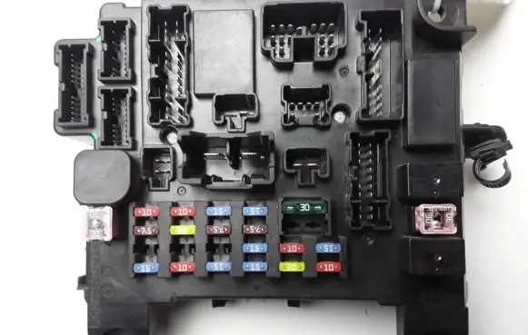 Mitsubishi ASX Fuse module 8637A646