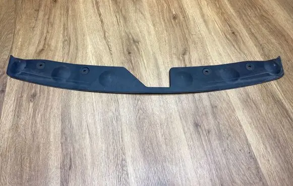 Maserati Ghibli Rear bumper trim bar molding 670010774