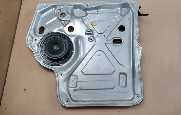 Mercedes-Benz ML W163 Front door electric window regulator 7H0837730AP