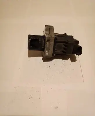 Opel Insignia A EGR valve 55566052