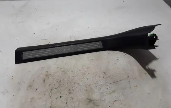 Volvo S90, V90 Front sill trim cover 31377617