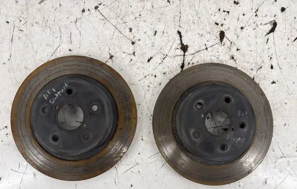 Subaru Outback (BT) Rear brake disc 26300AN00A