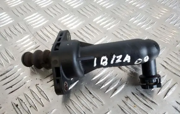 Seat Ibiza IV (6J,6P) Clutch slave cylinder 6Q0721261F