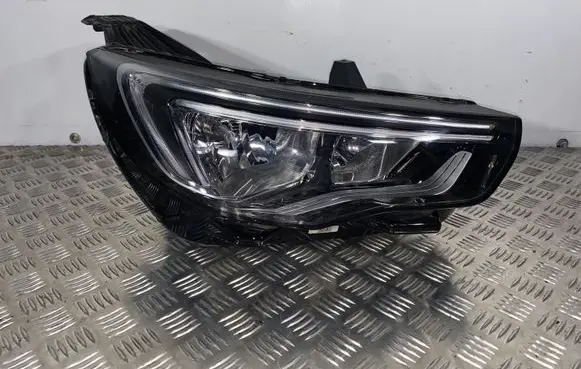 Opel Grandland X Headlight/headlamp YP00015480