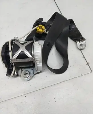 Volkswagen PASSAT B6 Front seatbelt 3C1857705F