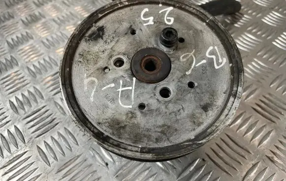 Audi A4 S4 B6 8E 8H Power steering pump